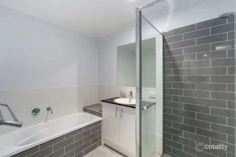 Property photo of 5 Glenhaven Close Redland Bay QLD 4165