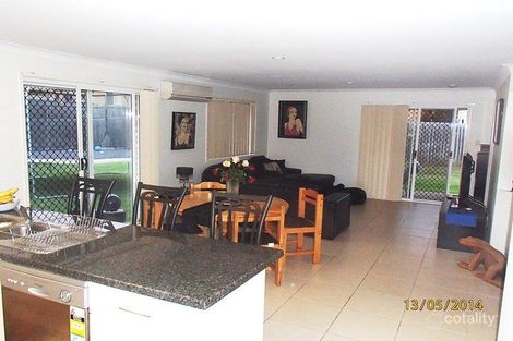 Property photo of 32 Wattle Crescent Raceview QLD 4305