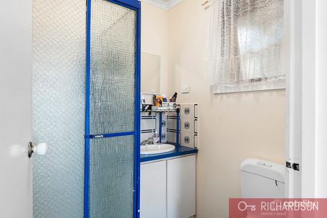 Property photo of 8 Sawley Grove Wyndham Vale VIC 3024