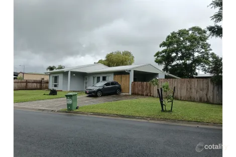 8 Vigilant Cl, Bentley Park, QLD 4869