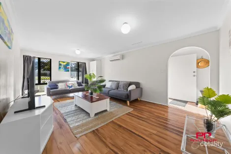 Property photo of 22A Shalford Way Girrawheen WA 6064