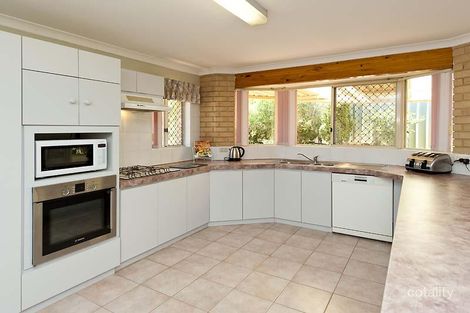 Property photo of 13 Luffe Court Swan View WA 6056