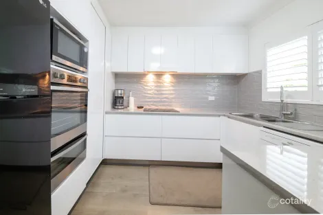 Property photo of 81/3 Eshelby Drive Cannonvale QLD 4802