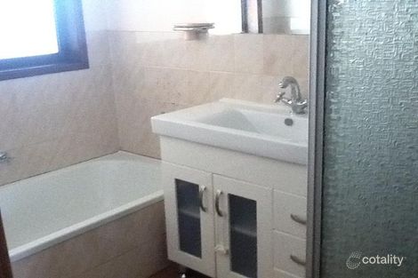 Property photo of 4/5 Weir Place Queanbeyan West NSW 2620