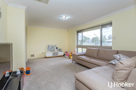 Property photo of 32 Chevalier Way Thornlie WA 6108
