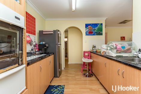 Property photo of 32 Chevalier Way Thornlie WA 6108