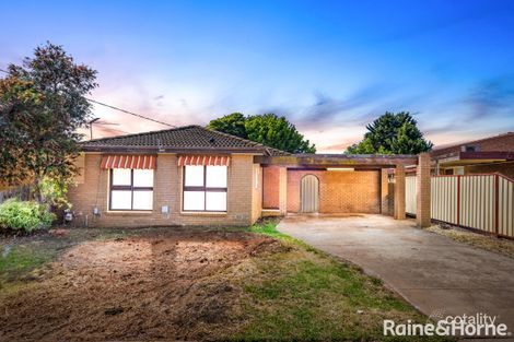 19 Bourke Rd, Melton South, VIC 3338