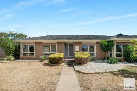 104 Barries Rd, Melton, VIC 3337