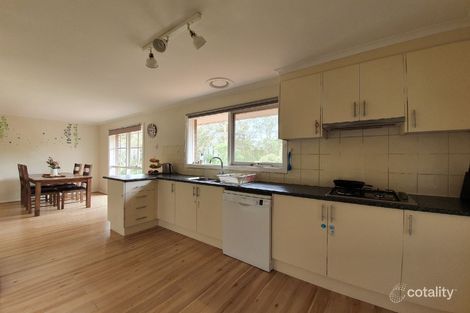 Property photo of 2/3 Warnes Road Mitcham VIC 3132