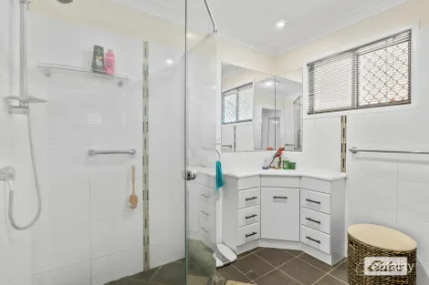 Property photo of 15 Straight Drive Browns Plains QLD 4118