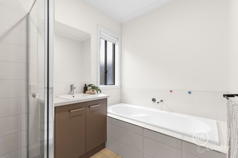 Property photo of 7 Woorawa Drive Doreen VIC 3754