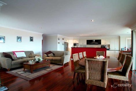 Property photo of 7 Dunk Avenue Shell Cove NSW 2529