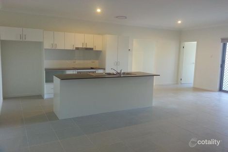 Property photo of 2/2 Pongamia Parade Mount Low QLD 4818