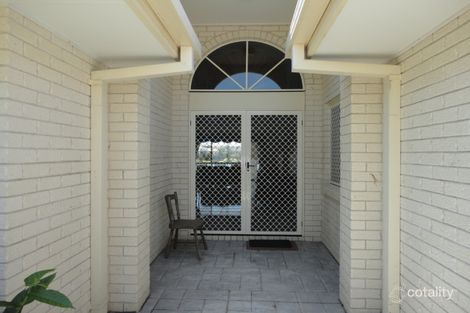 Property photo of 76 Cypress Drive Broadbeach Waters QLD 4218
