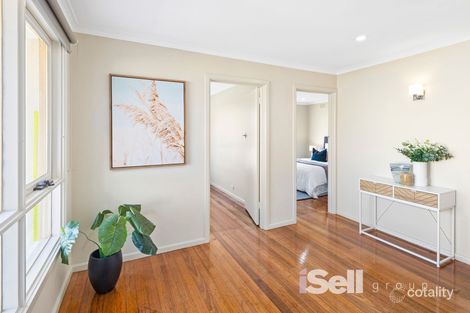 Property photo of 33 Wilberton Drive Springvale VIC 3171