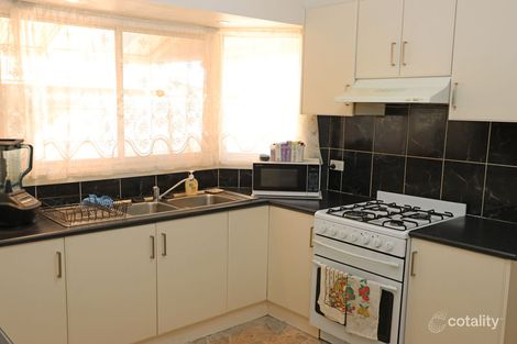 Property photo of 6 Grazier Court Werribee VIC 3030