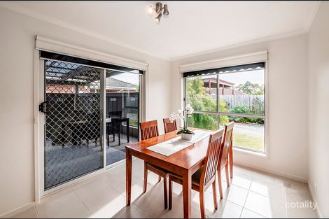 Property photo of 2/9 Fairfield Street Cranbourne VIC 3977