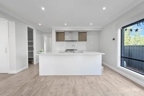 Property photo of 1 Ewing Avenue Wollert VIC 3750