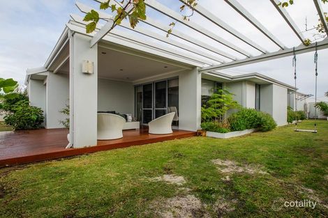 Property photo of 38 Topsail Loop Alkimos WA 6038