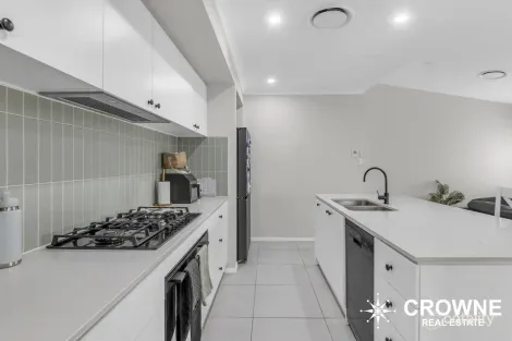 Property photo of 6 Hunt Street White Rock QLD 4306