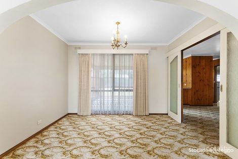 Property photo of 13 Garden Grove Traralgon VIC 3844