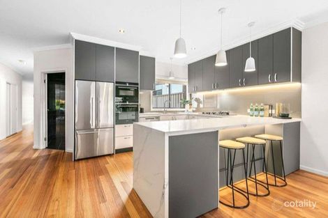 18 Maddox Rd, Newport, VIC 3015