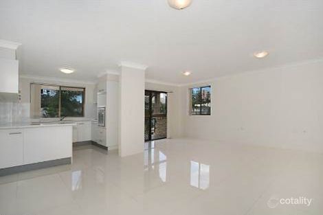 10/16 St Kilda Ave, Broadbeach, QLD 4218