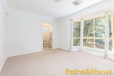Property photo of 3 Light Place Dubbo NSW 2830
