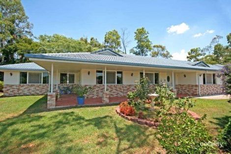 16 Pioneer Cres, Bellbowrie, QLD 4070