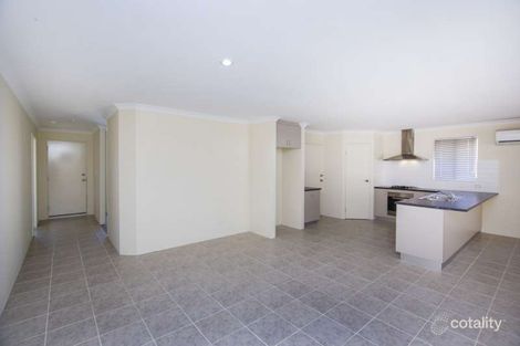Property photo of 1 Hillside Fairway Meadow Springs WA 6210