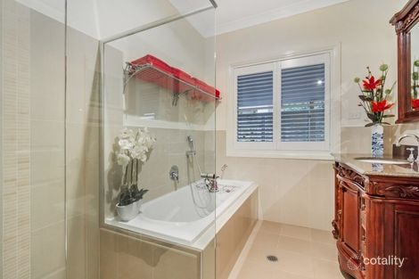 Property photo of 17 Stonecutters Drive Colebee NSW 2761