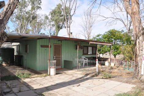 2 Hatch St, Blanchetown, SA 5357