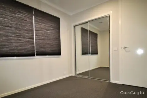 Property photo of 22 Icarus Drive Kalkallo VIC 3064