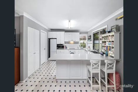 Property photo of 4 Alexander Crescent Macquarie Fields NSW 2564