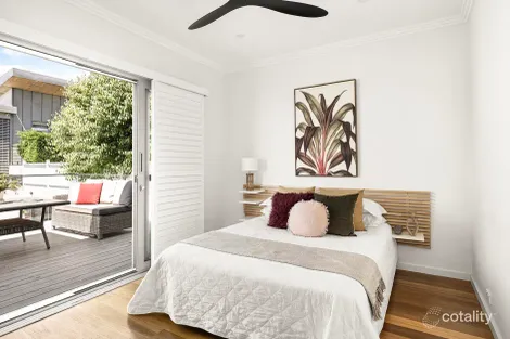 Property photo of 47 Parr Avenue North Curl Curl NSW 2099