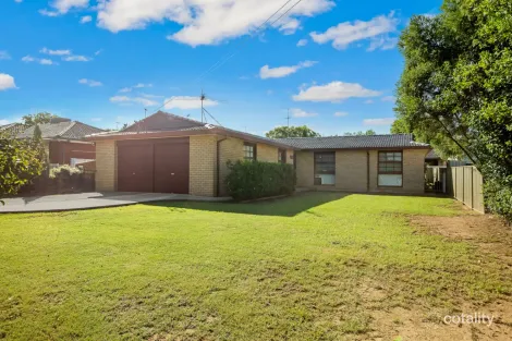 Property photo of 27 Douglas Street Hobartville NSW 2753