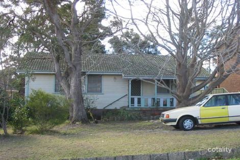 14 Keats Ave, Bateau Bay, NSW 2261