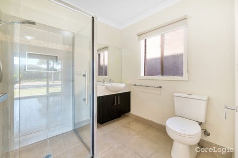 Property photo of 13 Howe Way Cranbourne East VIC 3977