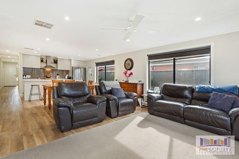 Property photo of 37 Aspect Drive Huntly VIC 3551