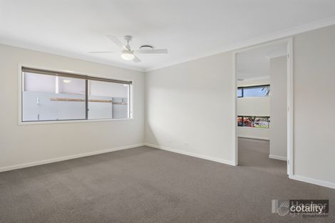 Property photo of 87 The Peninsula Helensvale QLD 4212