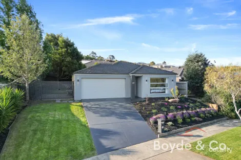 Property photo of 21 Manikato Drive Drouin VIC 3818