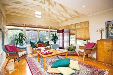 Property photo of 51 St Elmo Road Ivanhoe VIC 3079