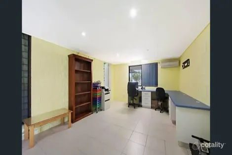 Property photo of 32 The Esplanade Toolakea QLD 4818