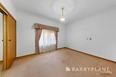 Property photo of 35 Jefferson Street St Albans VIC 3021