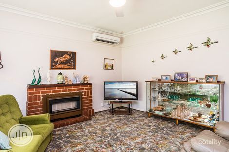 Property photo of 10 Duckett Drive Manning WA 6152