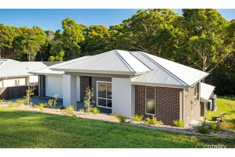 Property photo of 14 Maslin Close Red Head NSW 2430