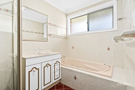 Property photo of 6 Gray Avenue Mount Warrigal NSW 2528