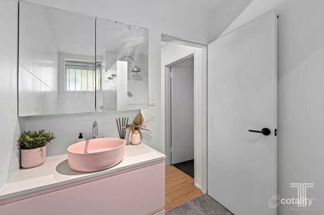 Property photo of 4/33 Dansie Street Greenslopes QLD 4120