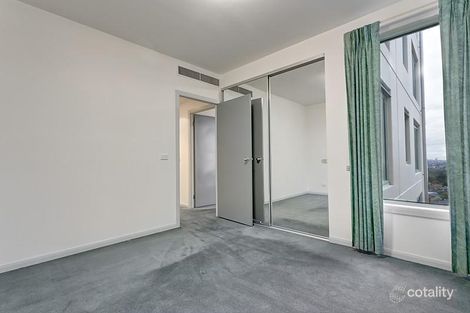 Property photo of 4002/2 Sovereign Point Court Doncaster VIC 3108