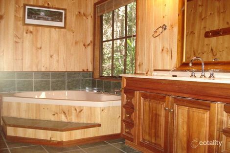 Property photo of 2295 Mount Nebo Road Mount Nebo QLD 4520